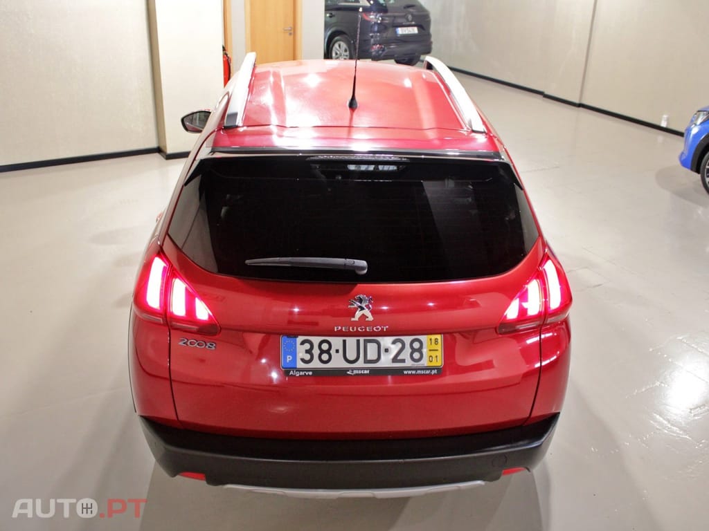 Peugeot 2008 1.2 PureTech Crossway EAT6