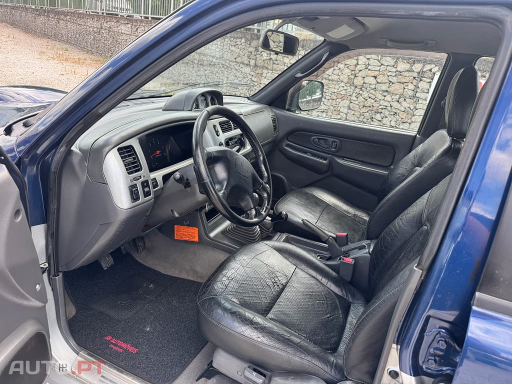 Mitsubishi L200 2.5 TD Strakar Sport CD