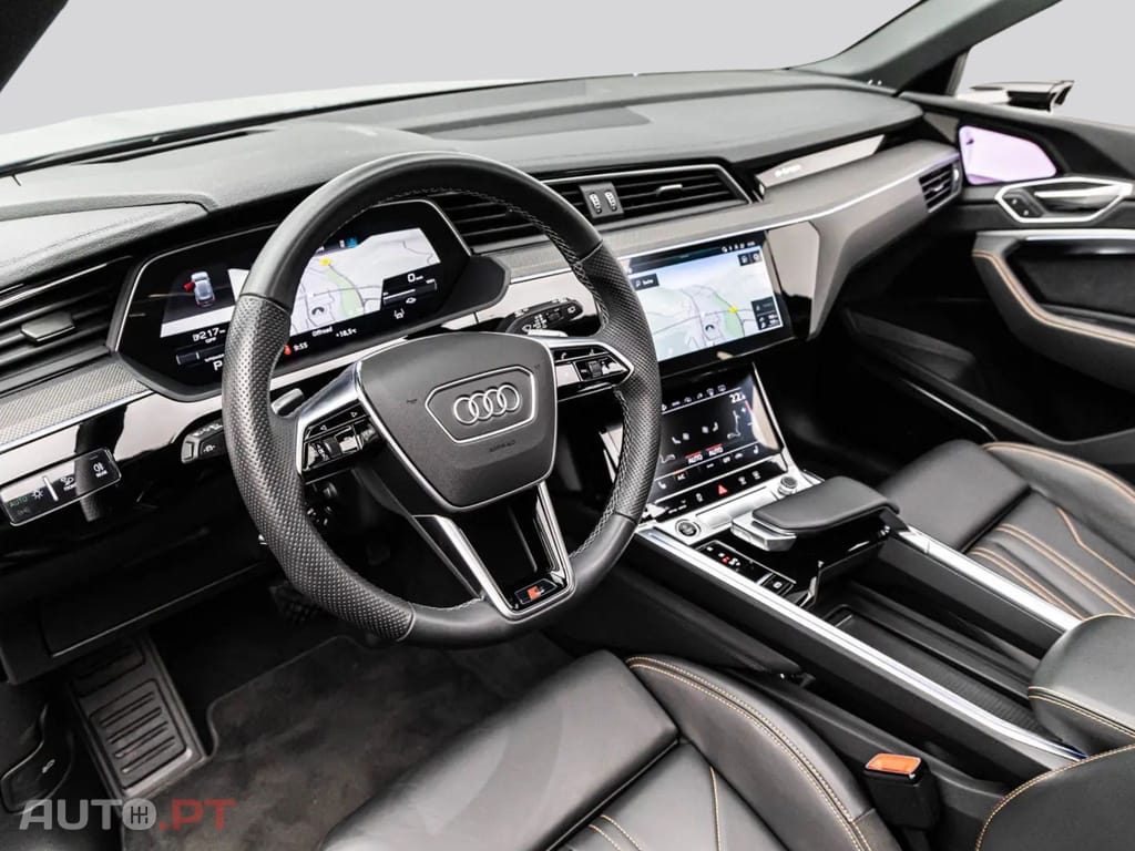 Audi E-Tron 55 2x S LINE BLACK EDITION I.V.A DEDUTIVEL 
