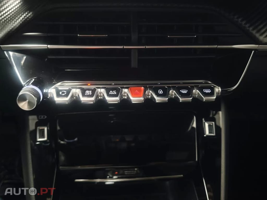 Peugeot 2008 PureTech 130 EAT8 Allure