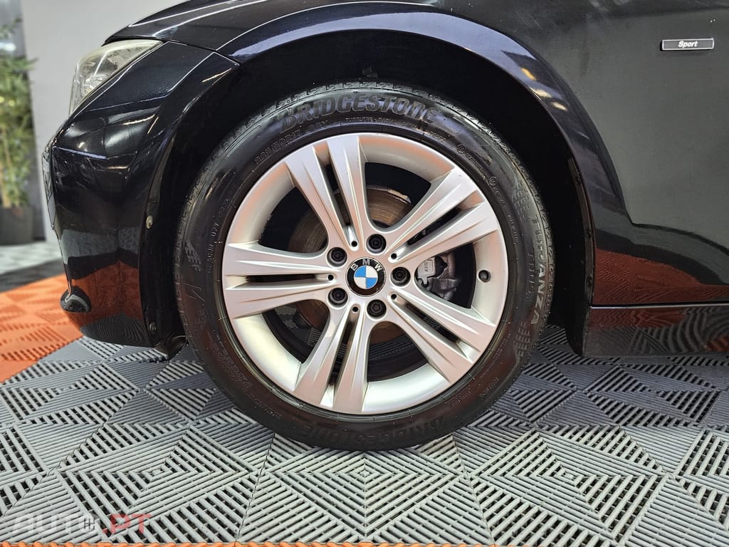 BMW 318 d Touring Line Sport