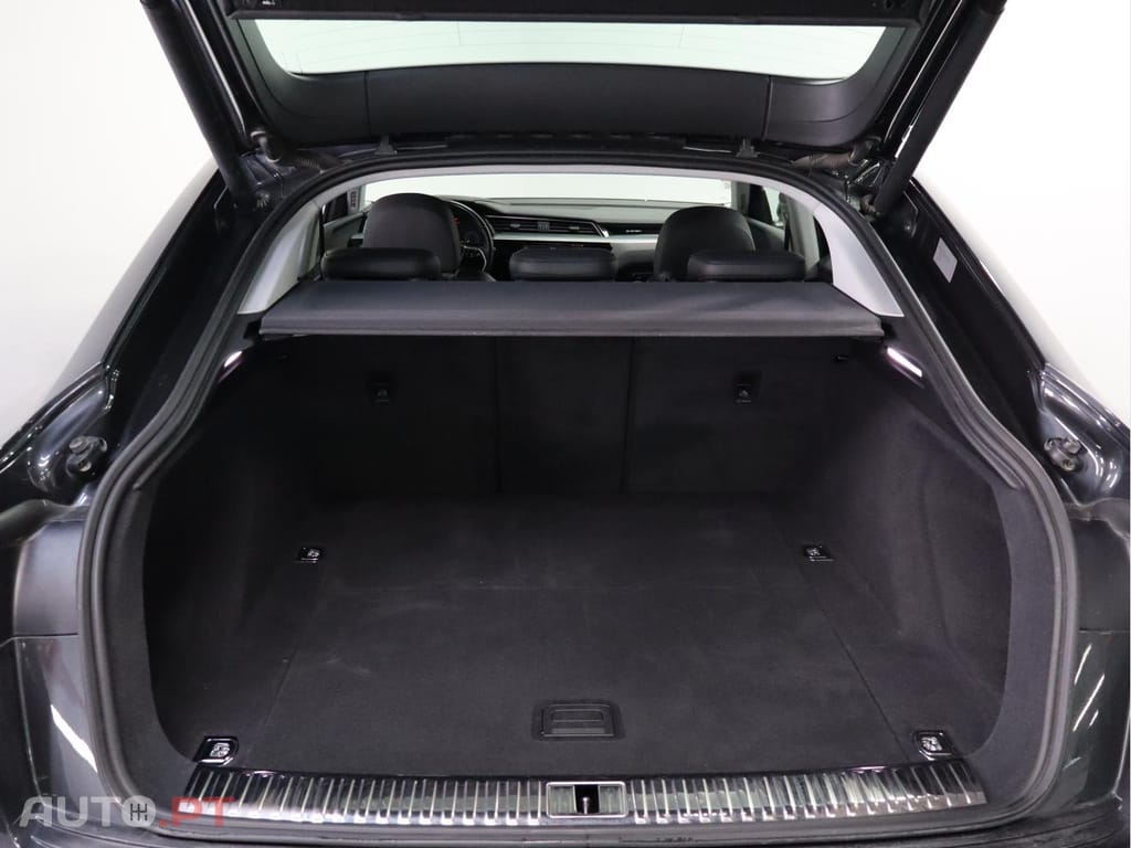 Audi E-Tron 50 quattro Advance