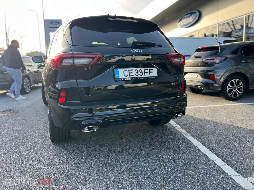 Ford Kuga 2.5 PHEV ST-Line X