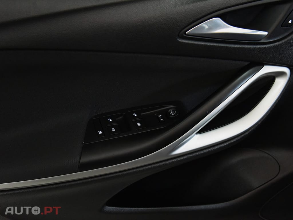 Opel Astra Sports Tourer 1.4 T Innovation Active-Select S/S
