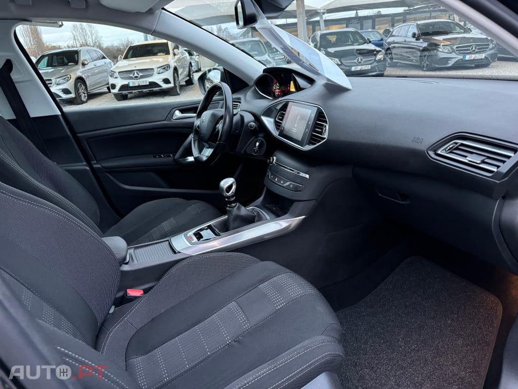 Peugeot 308 SW 1.6 BlueHDi Allure J17