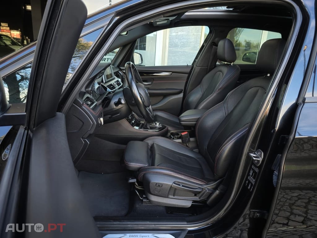 BMW 216 d Sport Line