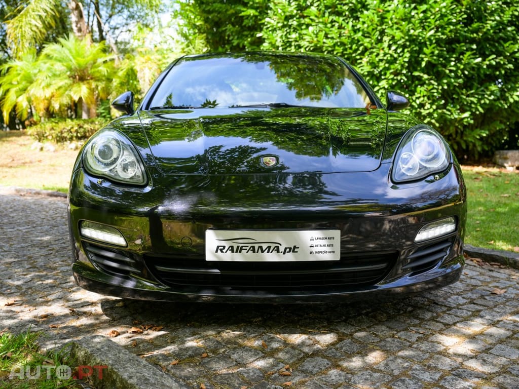 Porsche Panamera S Hybrid J19