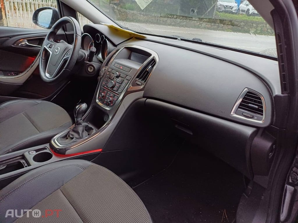 Opel Astra 1.7 CDTi Cosmo