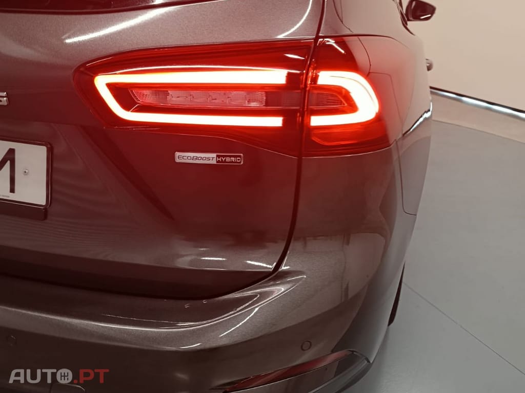 Ford Focus SW 1.0  EcoBoost  Hybrid ST-Line