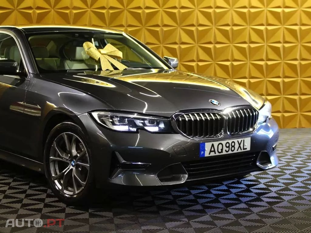 BMW 318 d Line Luxury Auto