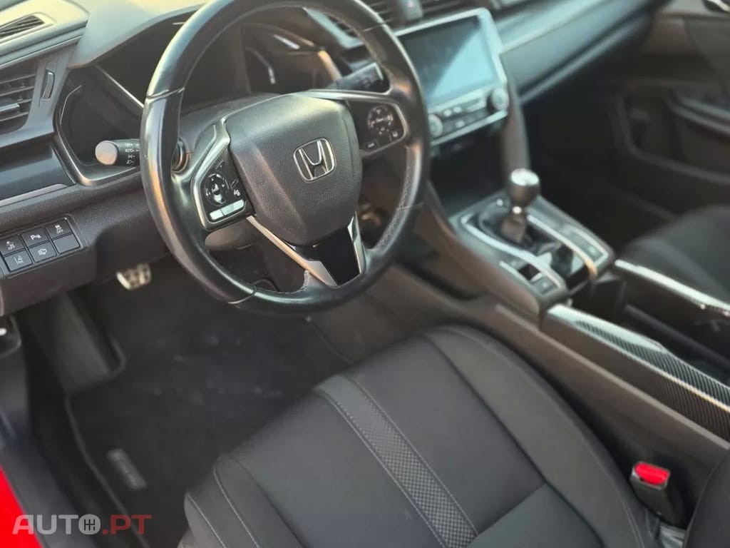 Honda Civic 1.0 i-VTEC Elegance
