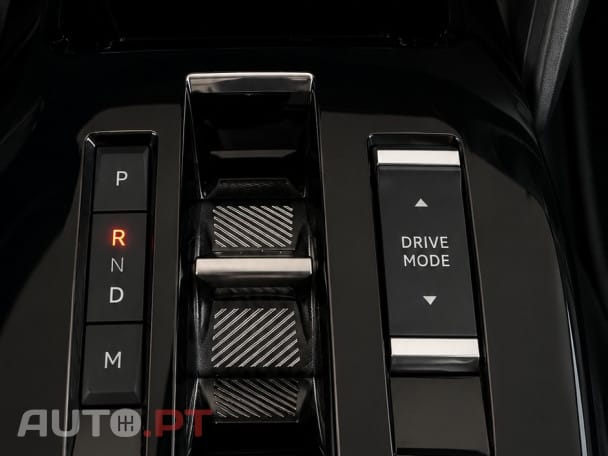 Citroen C4 1.2 PureTech Shine Pack EAT8