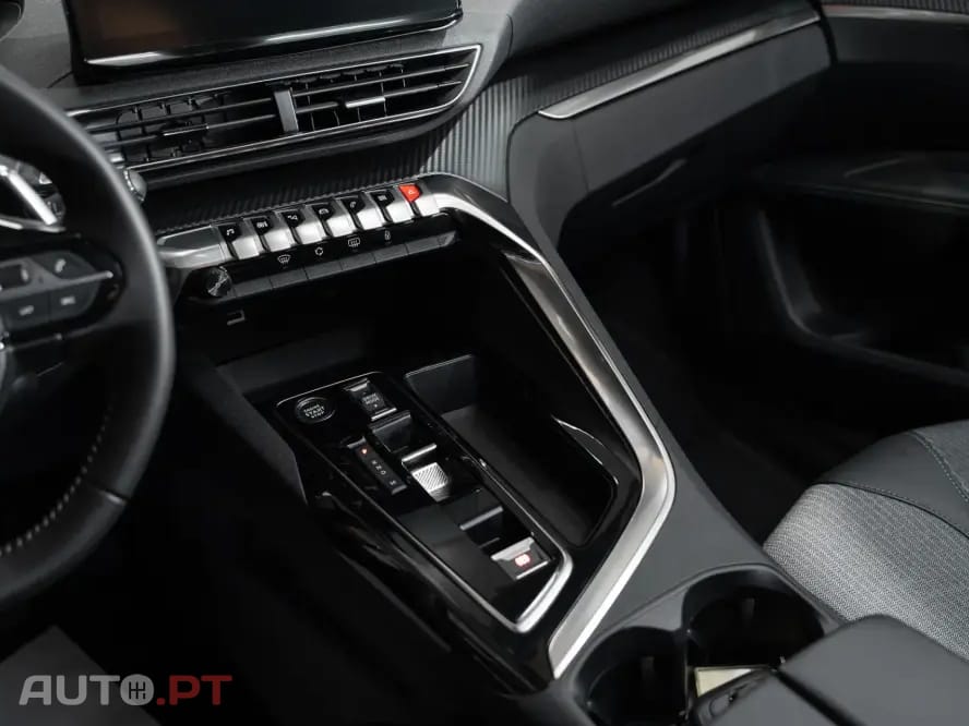 Peugeot 5008 1.5 BlueHDi Allure EAT8