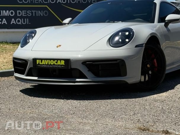 Porsche 911 Carrera 4 GTS PDK