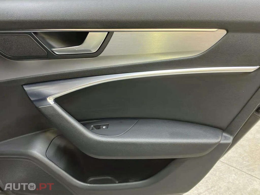 Audi A6 Avant 40 TDI quattro S tronic S line