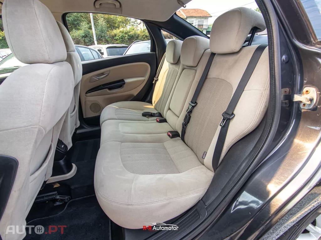 Fiat Linea 1.3 M-Jet Emotion