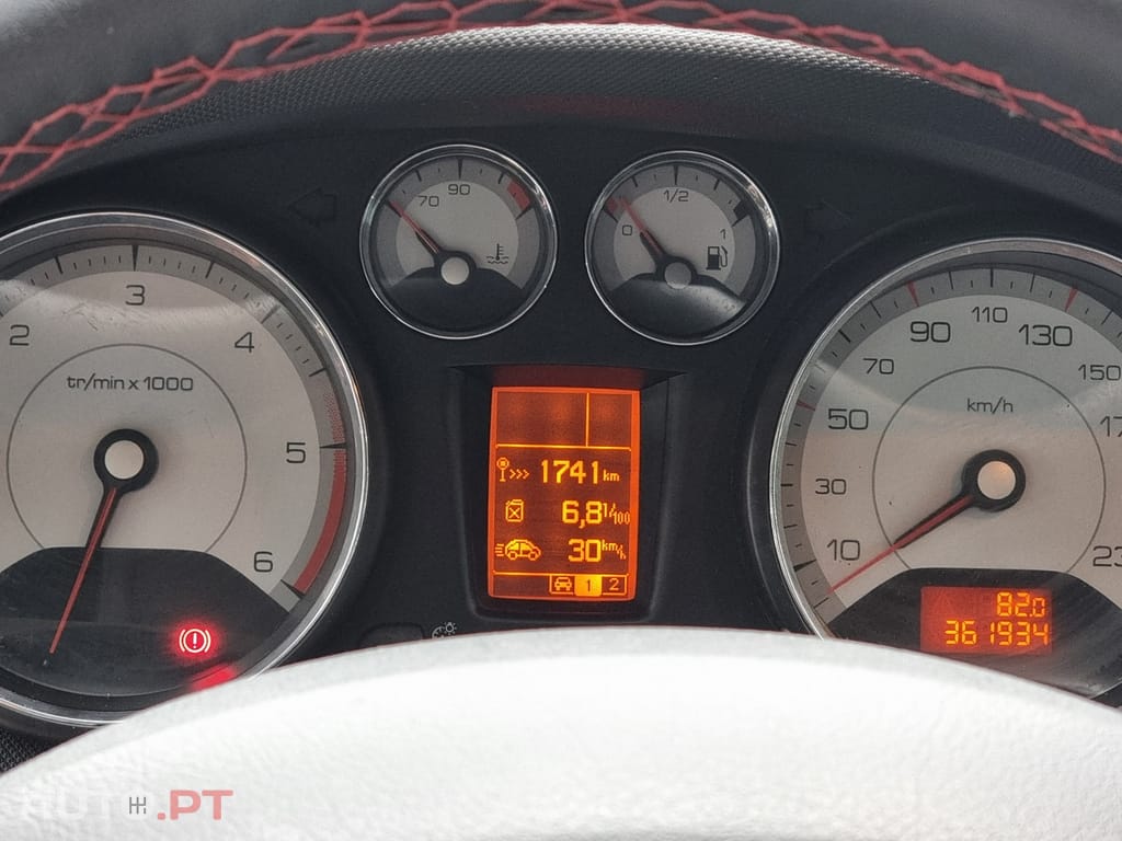 Peugeot 308 1.6 HDi Executive CVM6