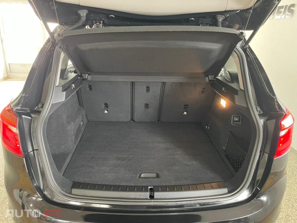 BMW 216 d Line Luxury