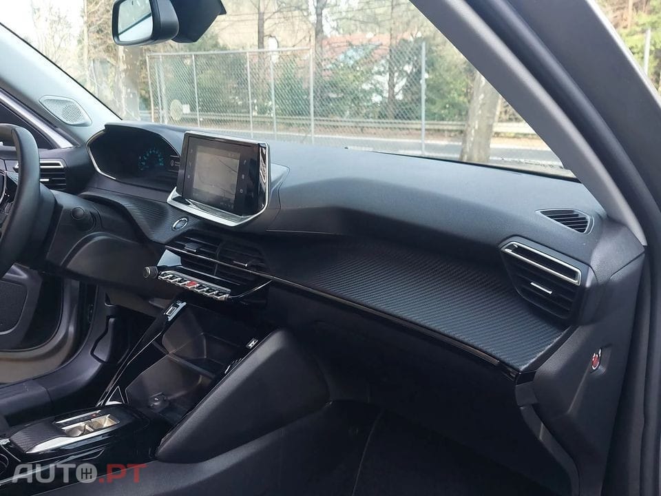 Peugeot E-2008 Active Pack