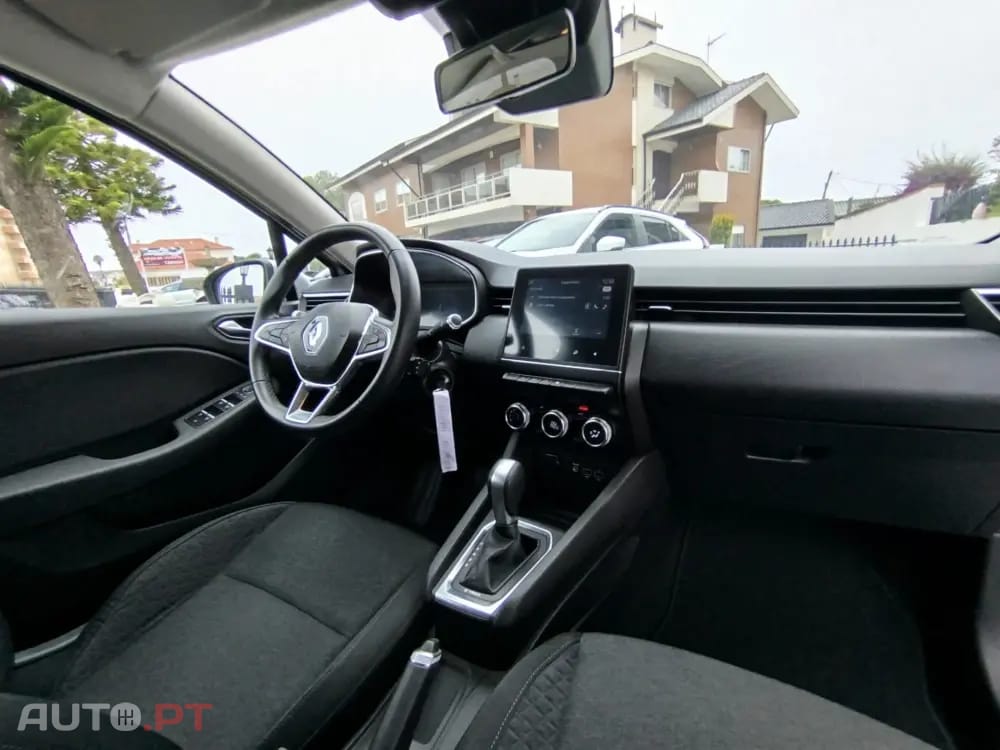 Renault Clio 1.6 E-Tech Full Hybrid Techno