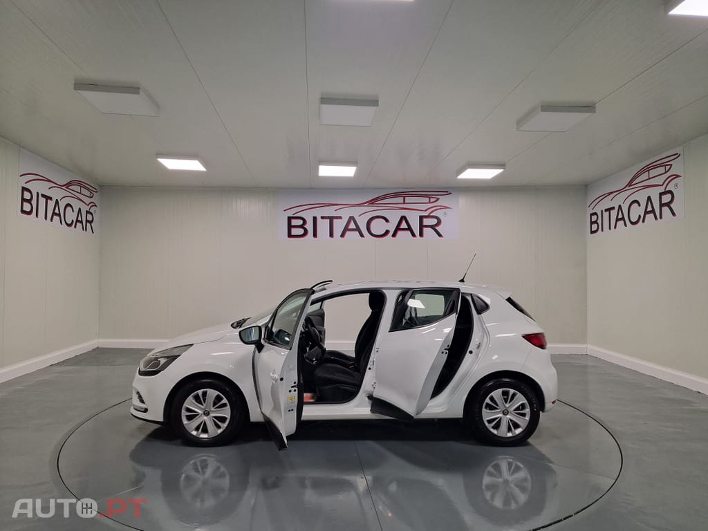 Renault Clio SOCIETE 1.5Dci  90CV GPS INTENS IVA DEDUTIVEL