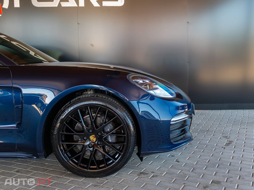 Porsche Panamera 4 Executive