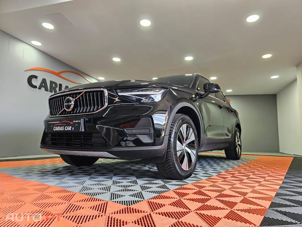 Volvo XC40 1.5 T5 PHEV Momentum Plus