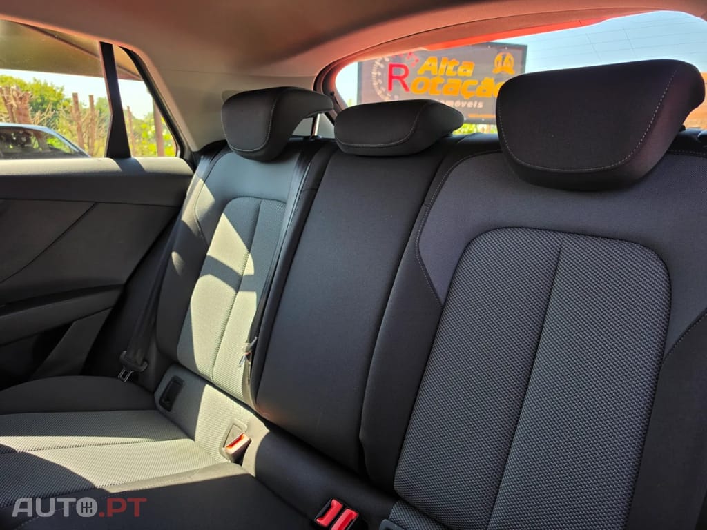 Audi Q2 1.6 TDI Design — fotografia 10