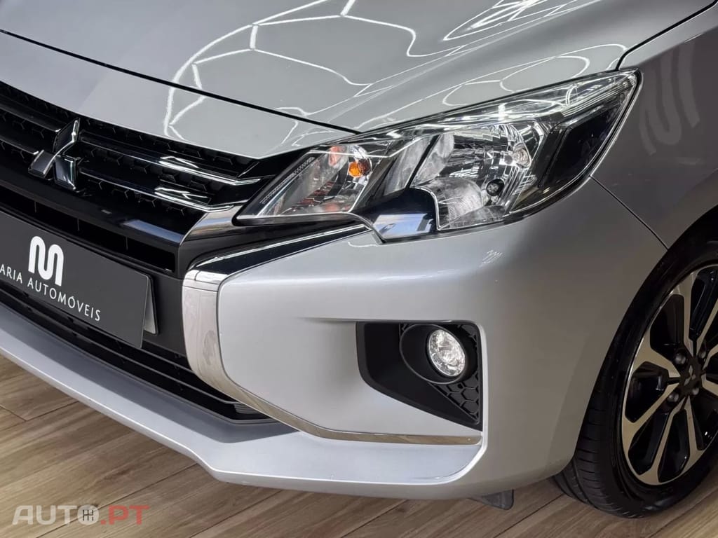 Mitsubishi Space Star 1.2 Intense Connect Edition