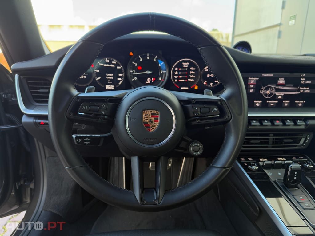 Porsche 992 Carrera 4S PDK