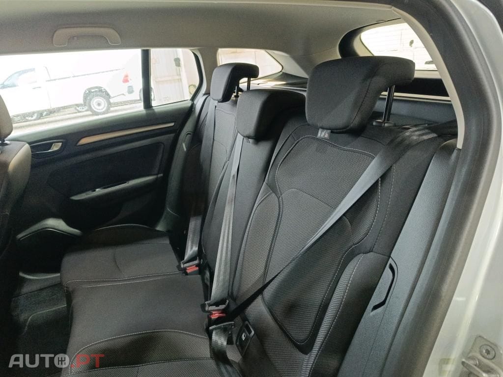 Renault Mégane Sport Tourer 1.5 Blue dCi Limited EDC