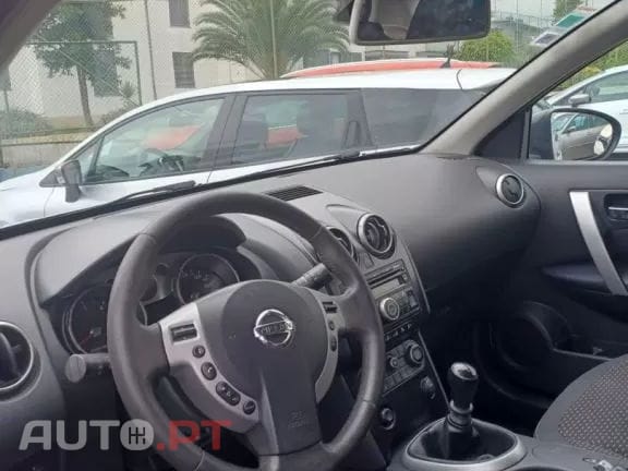 Nissan Qashqai Qashqai