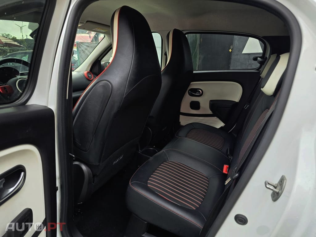 Renault Twingo 0.9 TCe Le Coq Sportif EDC