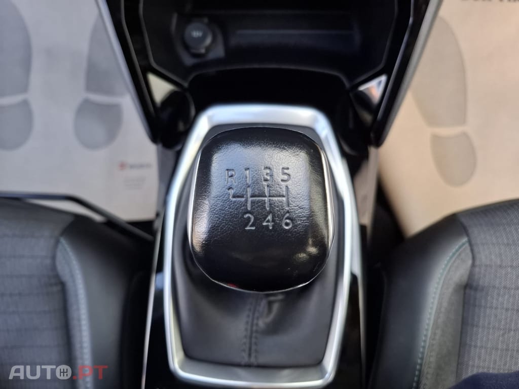 Peugeot 208 1.2 PureTech Allure