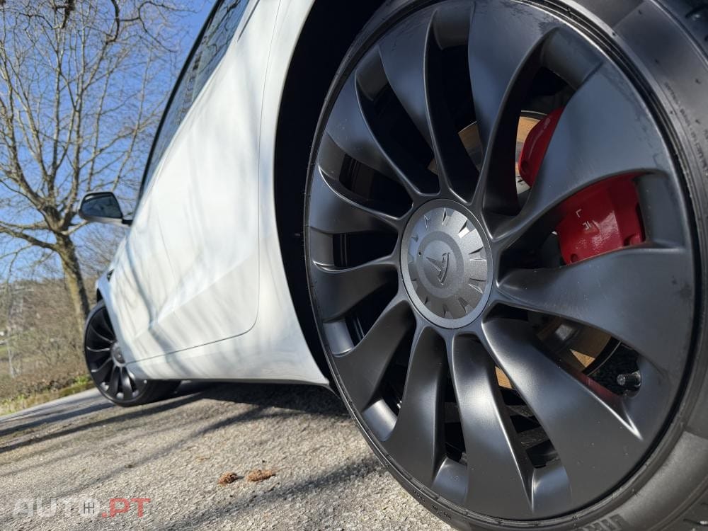 Tesla Model 3 Performance Dual Motor AWD