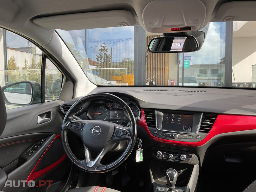 Opel Crossland 1.2 T GS Line