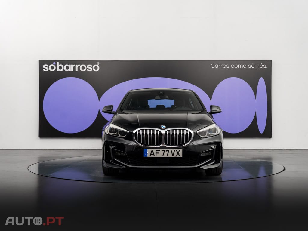BMW 118 i Pack Desportivo M Auto