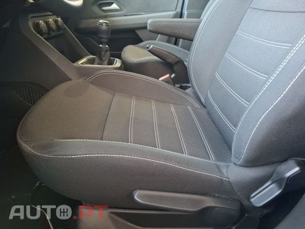 Dacia Sandero ECO-G 100 Bi-Fuel Expression — fotografia 15