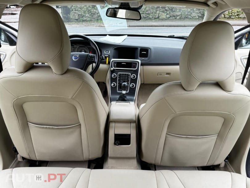 Volvo V60 1.6 D2 Drive Summum Start/Stop