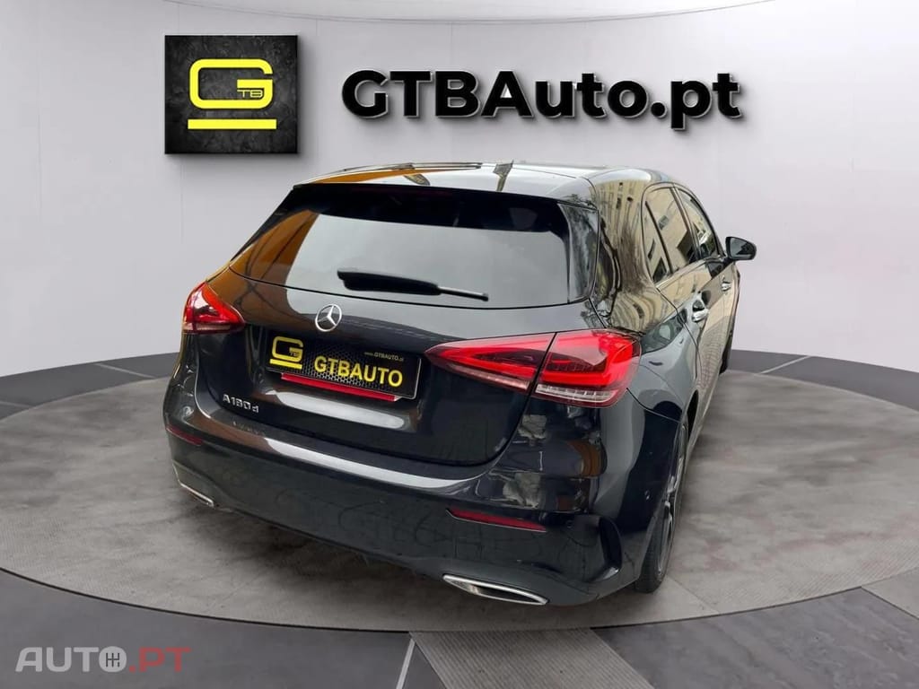 Mercedes-Benz A 180 D Pack Night AMG 