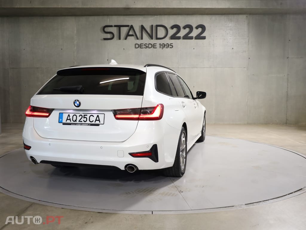 BMW 318 Touring Line Sport Auto