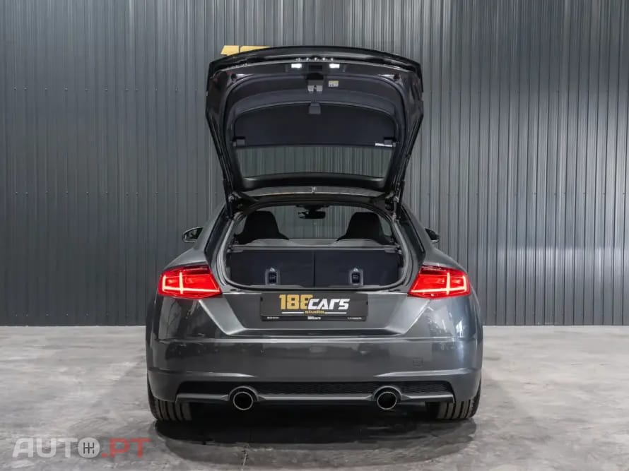 Audi TT 2.0 TFSI quattro S tronic