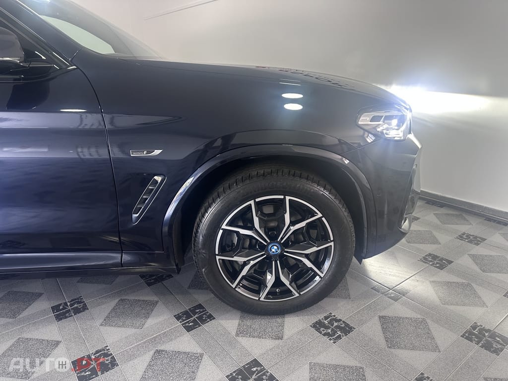 BMW X3 30 e xDrive Pack M