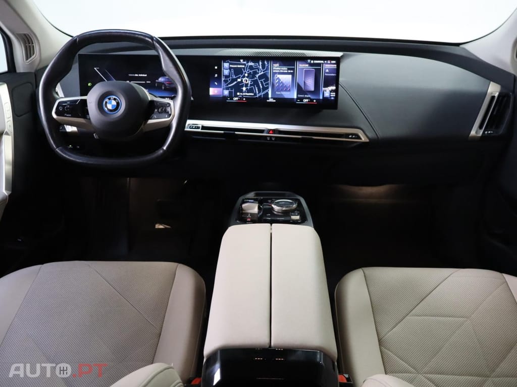 BMW iX xDrive40