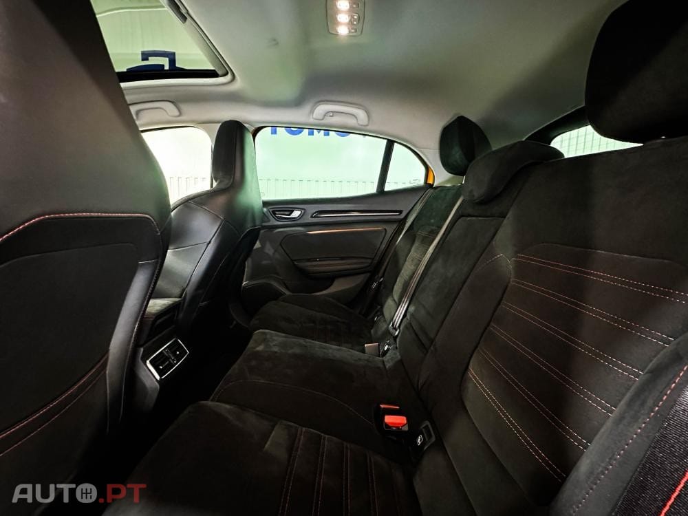 Renault Mégane 1.8 TCe R.S. EDC J19