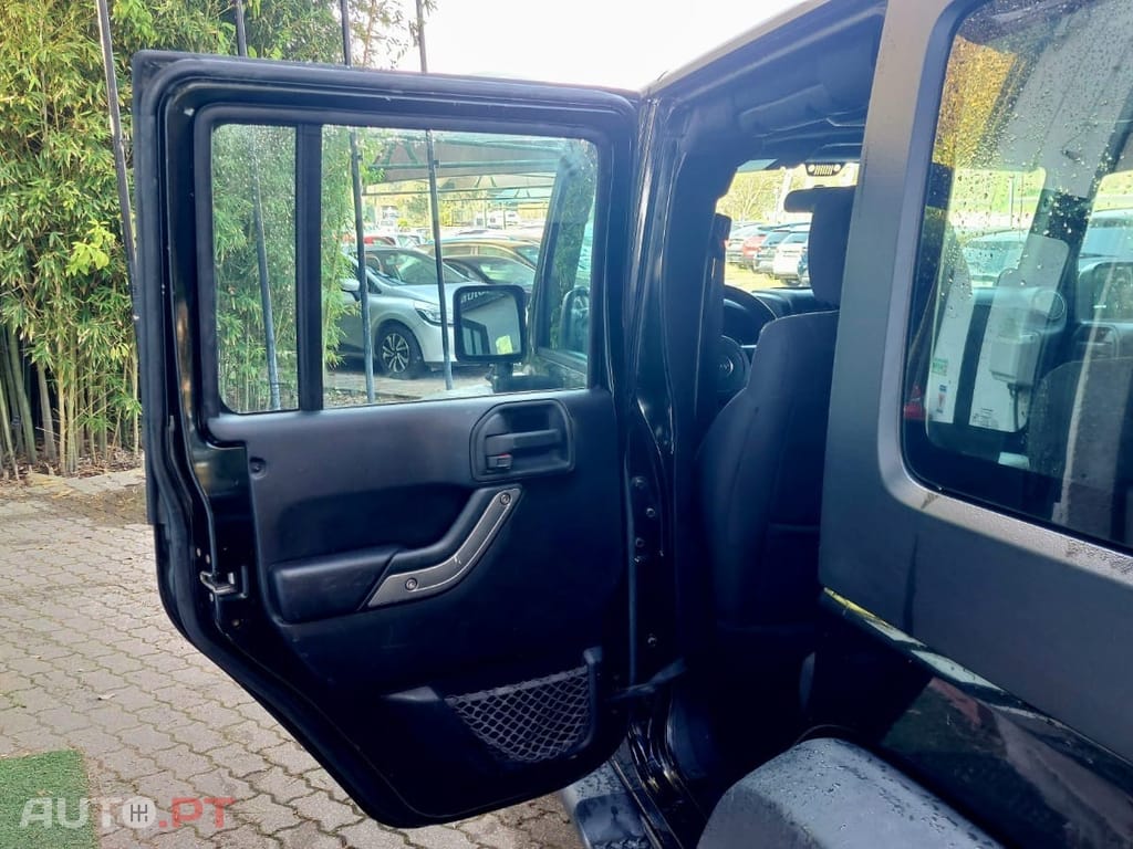 Jeep Wrangler SPORT