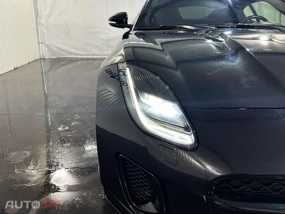 Jaguar F-Type P300 Aut. R-Dynamic Black