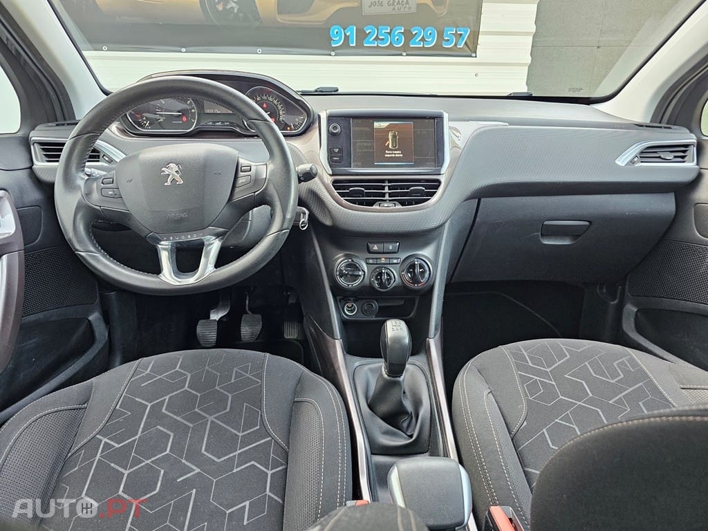 Peugeot 2008 1.2 PureTech Active