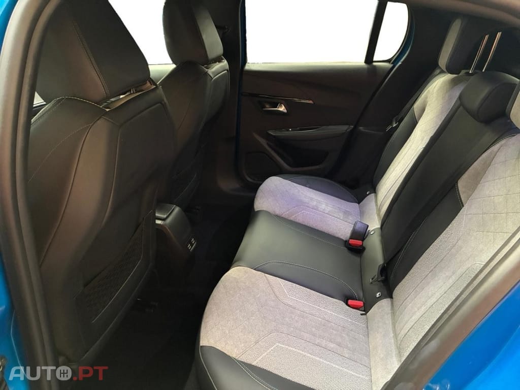 Peugeot E-208 50 kWh GT