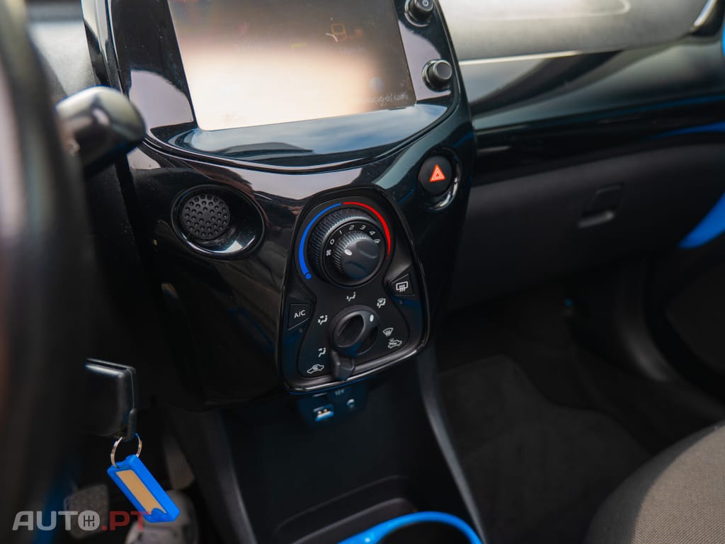 Toyota Aygo 1.0 X-Wave